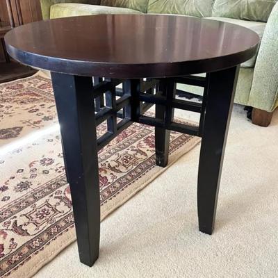 EFF179 Small Solid Wood Table/ End Table 
