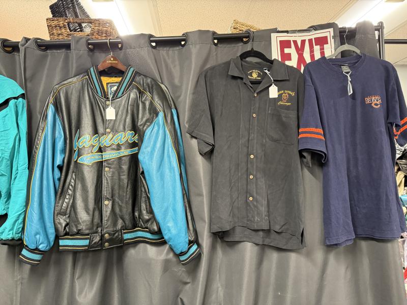 Sale Photo Thumbnail #3