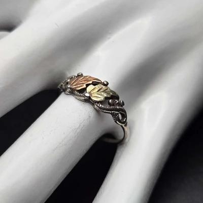 Black Hills Gold Mixed Metal Leaf Ring Size 8.5
