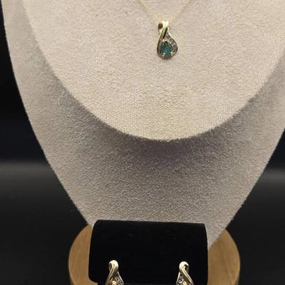 10KT Emerald And Diamond Necklace And Earrings Set