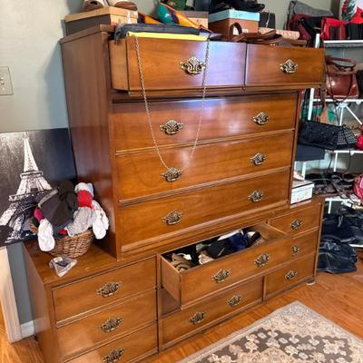 Sale Photo Thumbnail #256