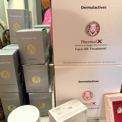 Sale Photo Thumbnail #265