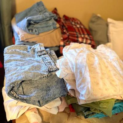 Sale Photo Thumbnail #243