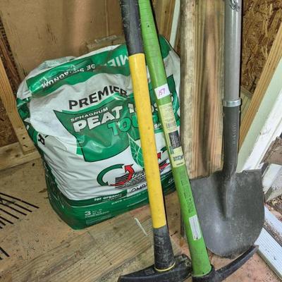 Sale Photo Thumbnail #318