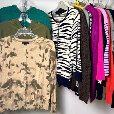 Women’s Sweaters - DKNY, Banana Republic & More - Size M-XL