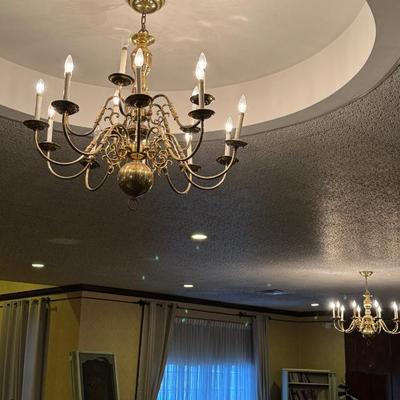Sale Photo Thumbnail #32: Chandeliers