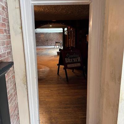 Sale Photo Thumbnail #18: Door frames