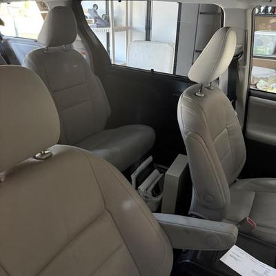 Sale Photo Thumbnail #144