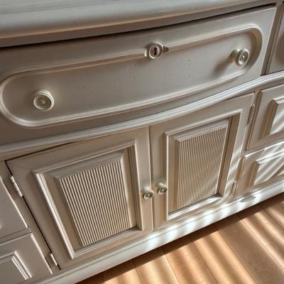 Sale Photo Thumbnail #50