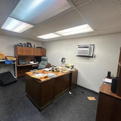 Sale Photo Thumbnail #256