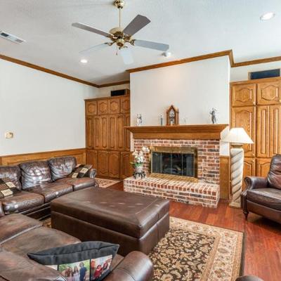 Sale Photo Thumbnail #4