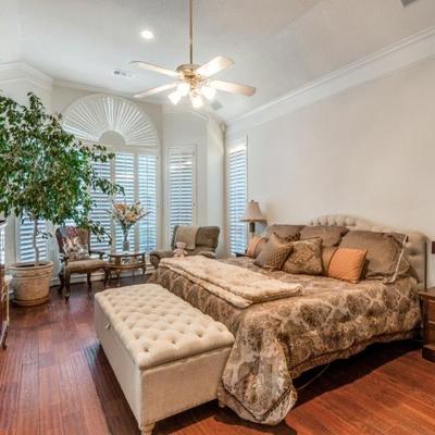 Sale Photo Thumbnail #10