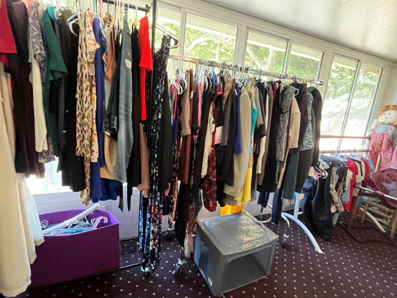 Sale Photo Thumbnail #164