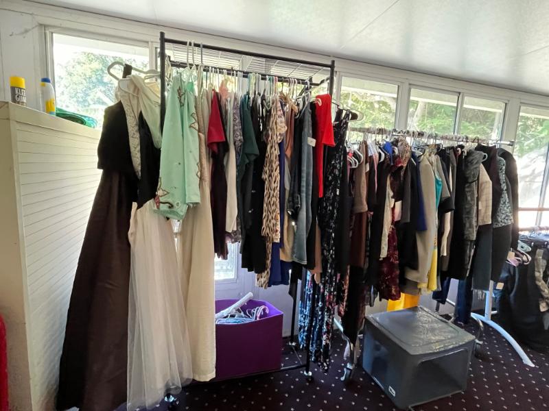 Sale Photo Thumbnail #163