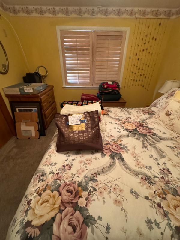 Sale Photo Thumbnail #11