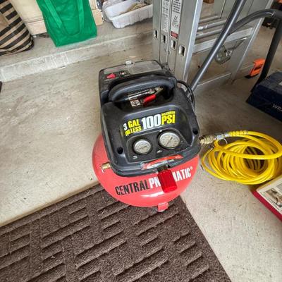 Sale Photo Thumbnail #279