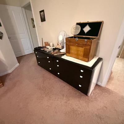 Sale Photo Thumbnail #199