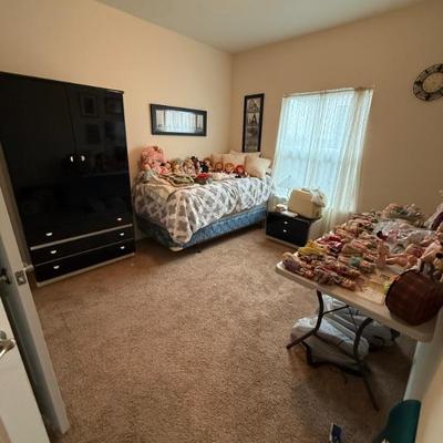 Sale Photo Thumbnail #215