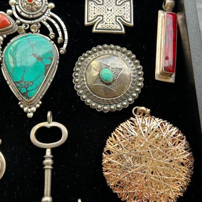 Sale Photo Thumbnail #819