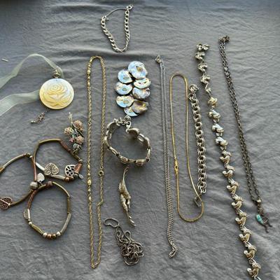 Sale Photo Thumbnail #954