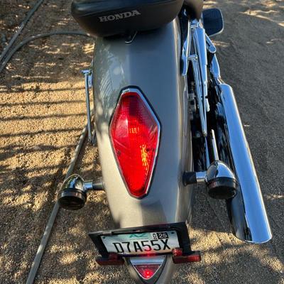 Sale Photo Thumbnail #697