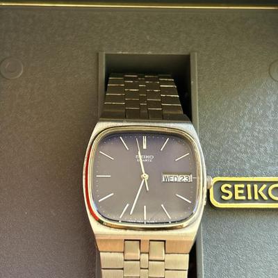 Sale Photo Thumbnail #962