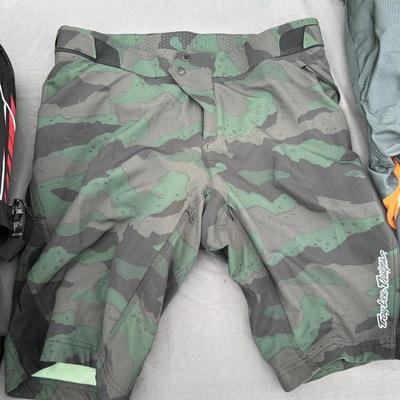 Sale Photo Thumbnail #352