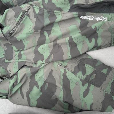 Sale Photo Thumbnail #353