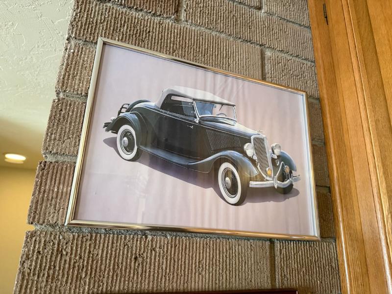 Sale Photo Thumbnail #31