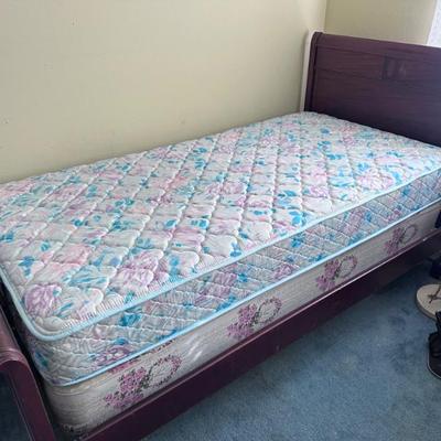 Sale Photo Thumbnail #203