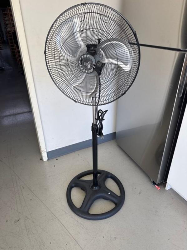 Sale Photo Thumbnail #60