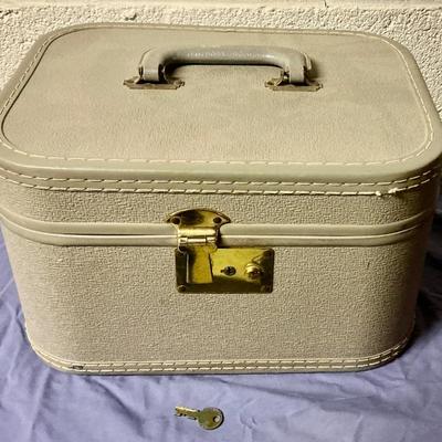 Sale Photo Thumbnail #396