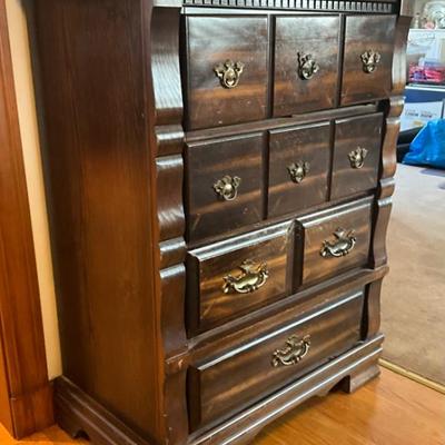 Sale Photo Thumbnail #105