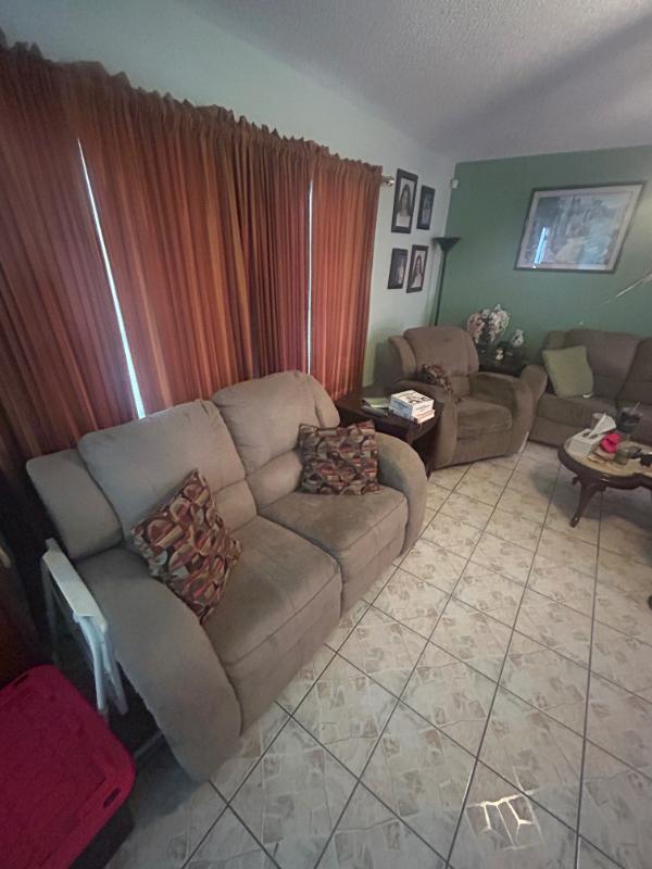 Sale Photo Thumbnail #9