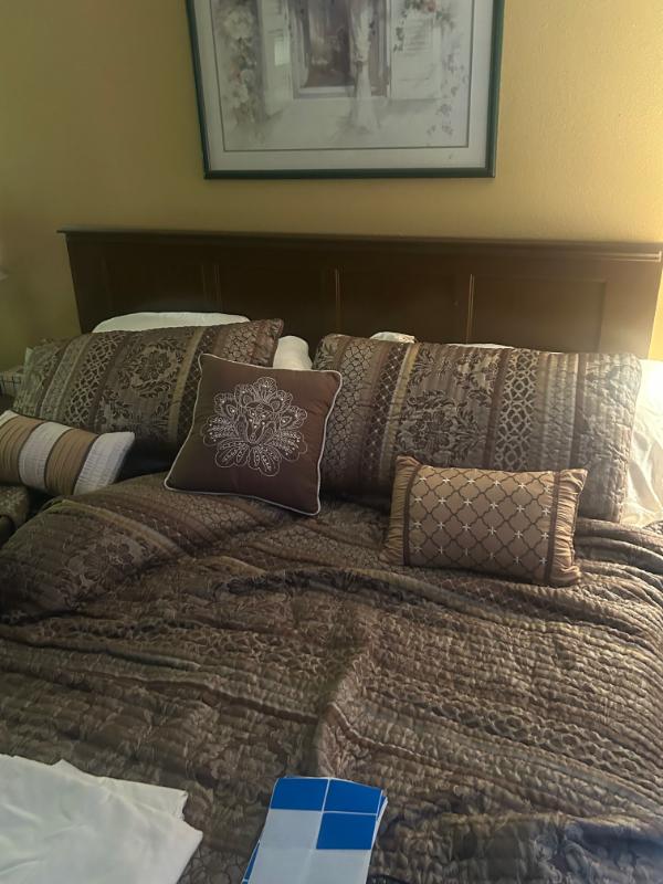 Sale Photo Thumbnail #5