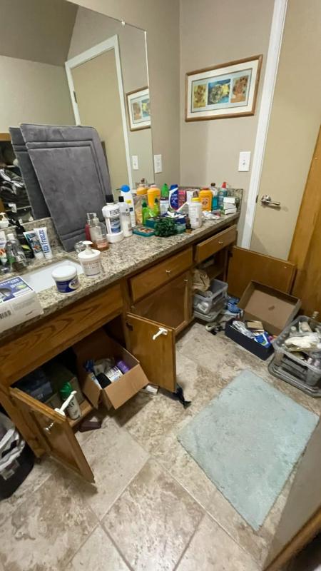 Sale Photo Thumbnail #9