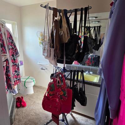 Women's purses and accessories, Coach purses