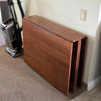 Bruno Mathsson Maria mid century modern drop leaf teak dining table