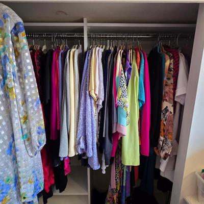 Women's clothing and vintage clothing