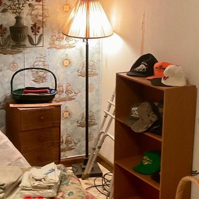 Sale Photo Thumbnail #13: Floor lamp