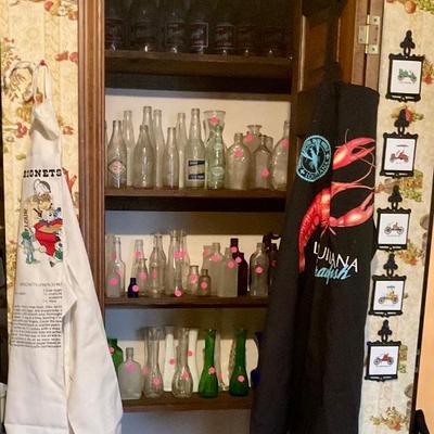 Sale Photo Thumbnail #33: Vintage bottles, soda bottle collection