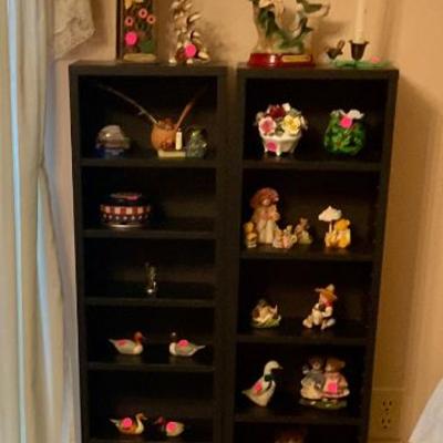 Sale Photo Thumbnail #55: Knick knacks
