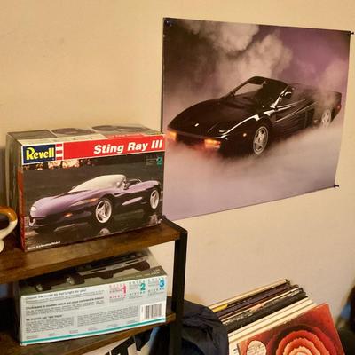Sale Photo Thumbnail #21: Car poster and model car kit