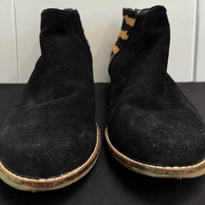 Dolce Vita DV Women’s Black Suede Ankle Boots w/ Animal Print Heel – Size 8.5 