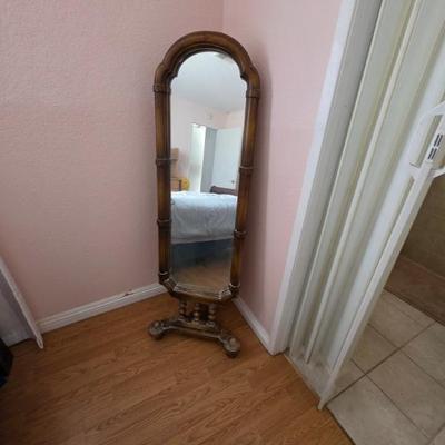 Sale Photo Thumbnail #24