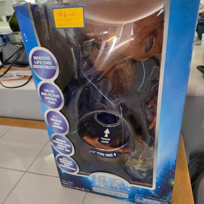 Sale Photo Thumbnail #300