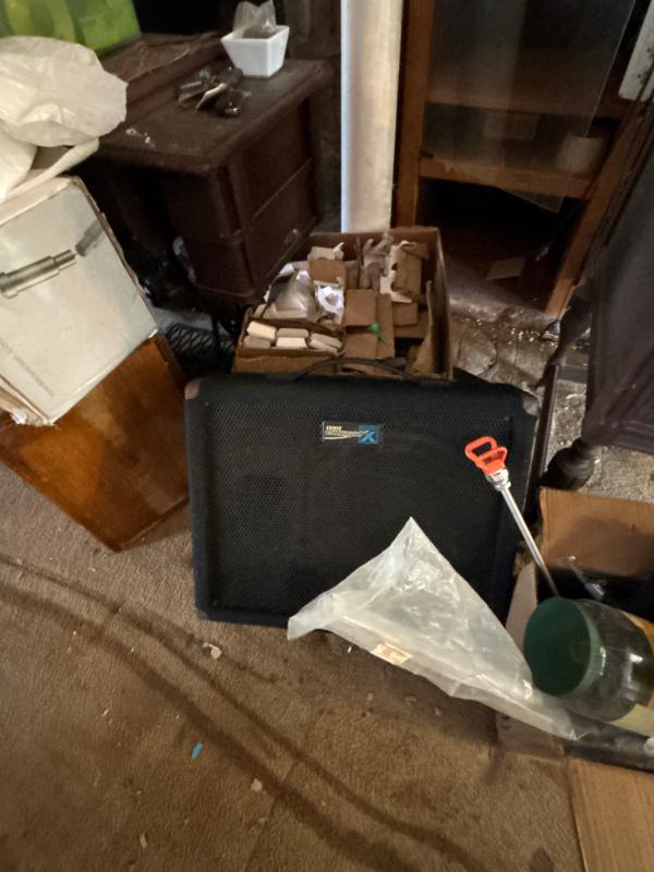 Sale Photo Thumbnail #31