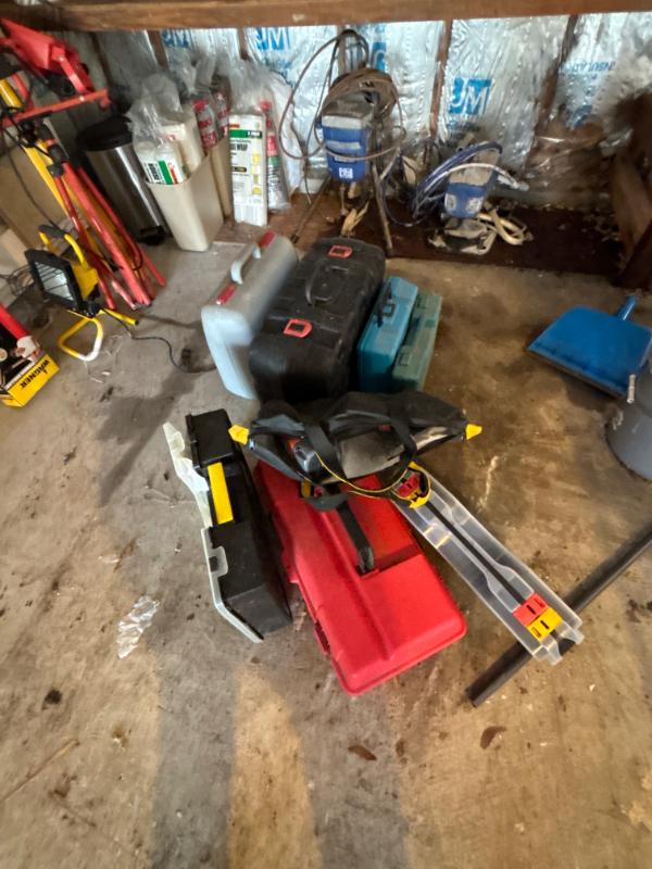 Sale Photo Thumbnail #44