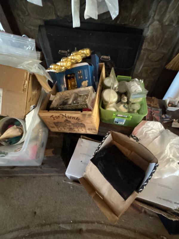 Sale Photo Thumbnail #33