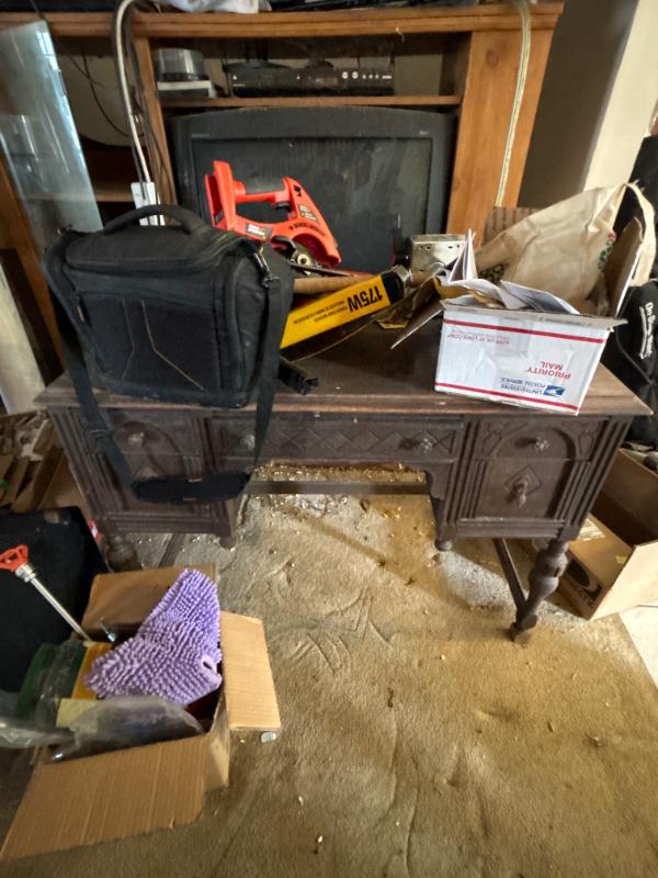 Sale Photo Thumbnail #32